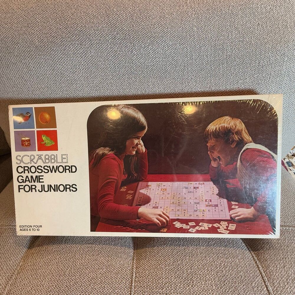 Vintage 1975 Scrabble Crossword Game for Juniors - 4th Edition NEW
